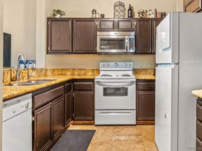18656 Caminito Cantilena 278, San Diego CA 92128