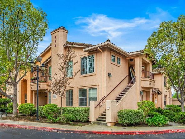 18656 Caminito Cantilena 278, San Diego CA 92128