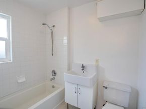 370 Tamarack Ave, Carlsbad CA 92008