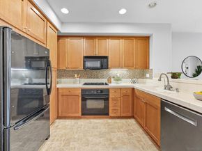 8783 Parkplace Ct, San Diego CA 92123