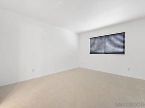 4851 Cole St 1, San Diego CA 92117