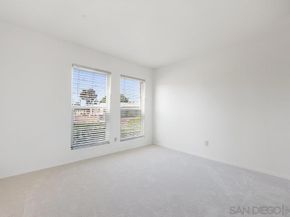 4851 Cole St 1, San Diego CA 92117