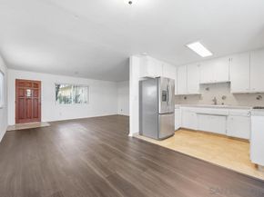 4851 Cole St 1, San Diego CA 92117