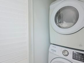 768 17th, San Diego CA 92101