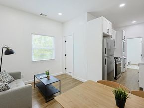 768 17th, San Diego CA 92101