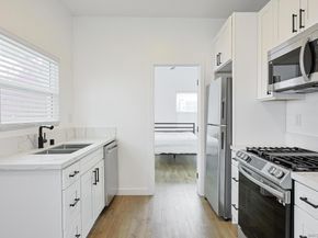 768 17th, San Diego CA 92101