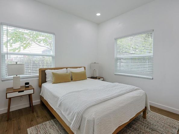 768 17th, San Diego CA 92101