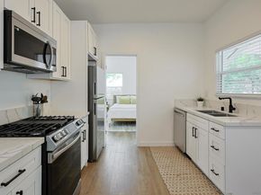 768 17th, San Diego CA 92101