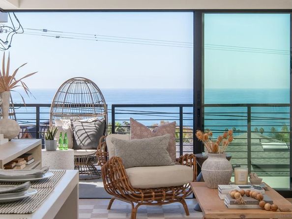 2262 Cambridge Ave, Cardiff By The Sea CA 92007