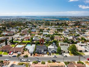2628 Grandview St, San Diego CA 92110