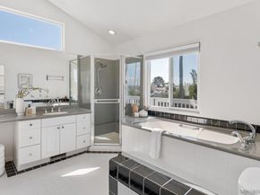 2628 Grandview St, San Diego CA 92110
