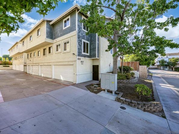 4515 College Way P, San Diego CA 92115