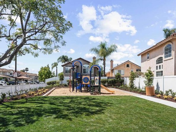 1593 Avenida Guillermo, Oceanside CA 92056