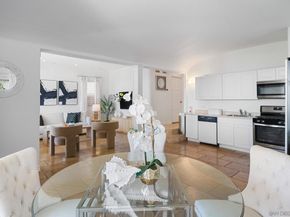 208 S Pacific St, Oceanside CA 92054