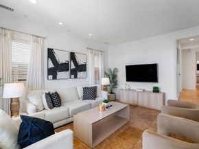 208 S Pacific St, Oceanside CA 92054