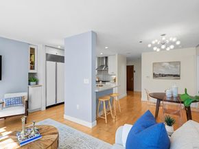 700 W Harbor Dr 202, San Diego CA 92101