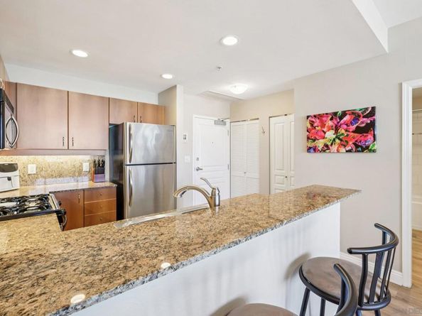 300 W Beech St 1105, San Diego CA 92101