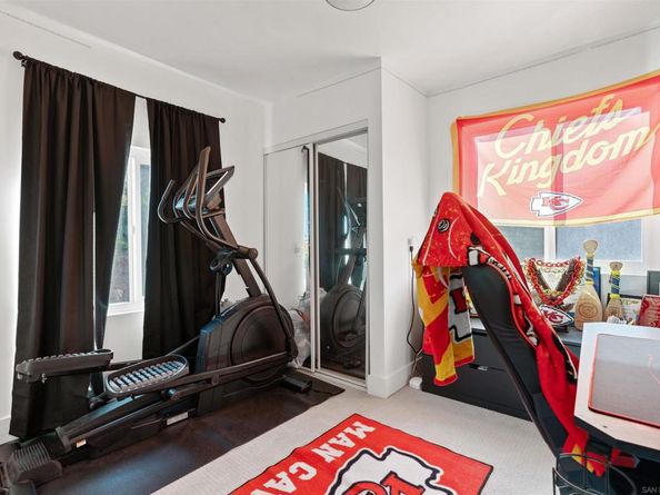 2216 Calle Chanate, San Diego CA 92139