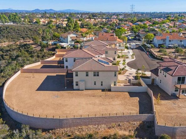 11325 Caminito Rodar, San Diego CA 92126