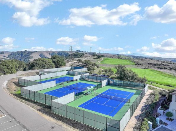 297 Drummond Drive, Hayward CA 94542