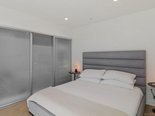 2355 Front St, San Diego CA 92101