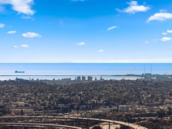 9775 Alto Dr, La Mesa CA 91941