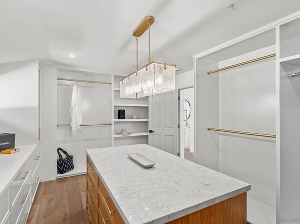 9775 Alto Dr, La Mesa CA 91941