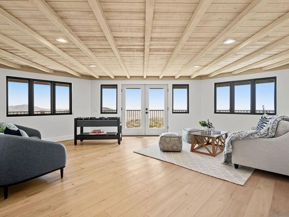 9775 Alto Dr, La Mesa CA 91941