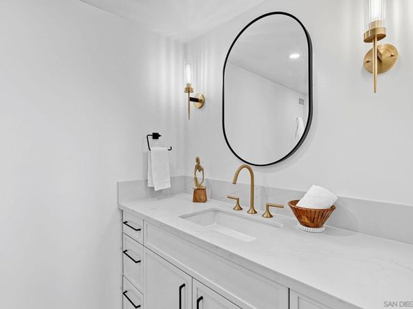 9775 Alto Dr, La Mesa CA 91941