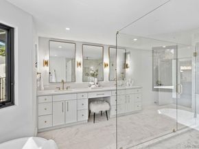 9775 Alto Dr, La Mesa CA 91941