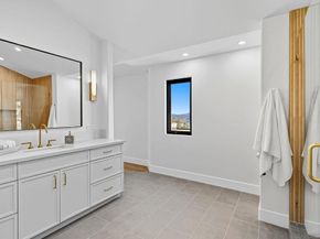 9775 Alto Dr, La Mesa CA 91941