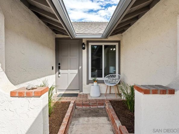 7104 Ruane St, San Diego CA 92119