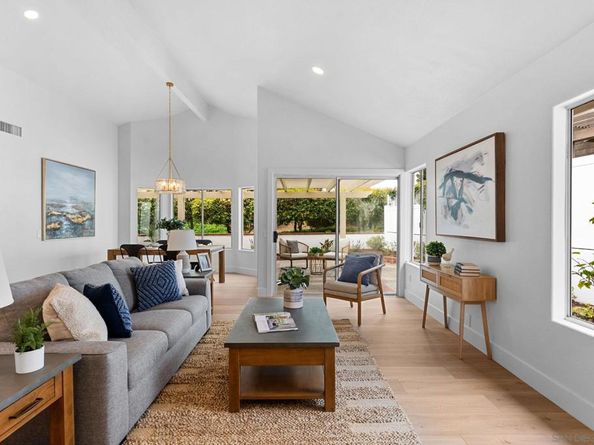 4695 Adra Way, Oceanside CA 92056