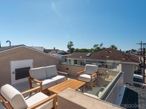 938 Opal St, San Diego CA 92109