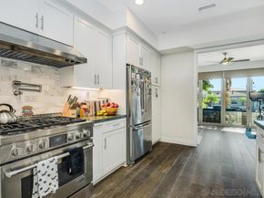 938 Opal St, San Diego CA 92109