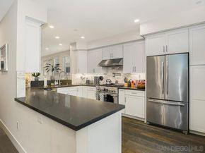 938 Opal St, San Diego CA 92109