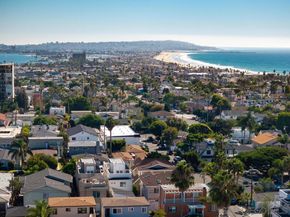 938 Opal St, San Diego CA 92109