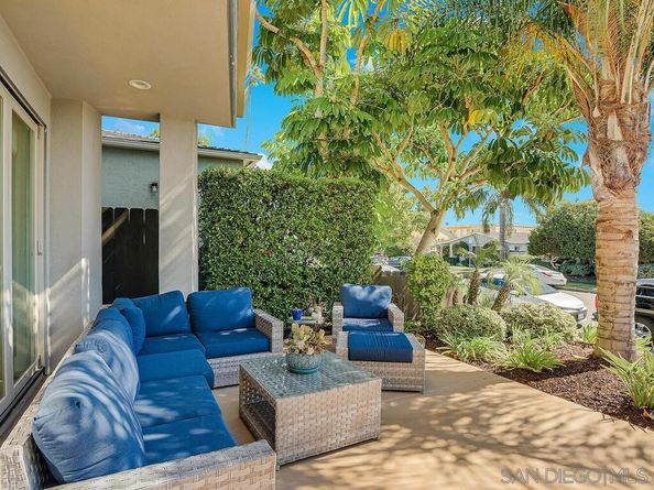 938 Opal St, San Diego CA 92109