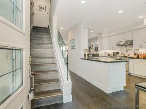 938 Opal St, San Diego CA 92109