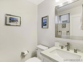 938 Opal St, San Diego CA 92109