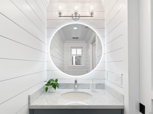 462 Westbourne St, La Jolla CA 92037