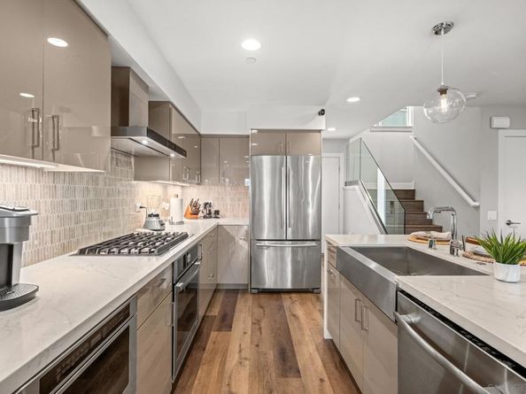 3030 Jarvis St 2, San Diego CA 92106