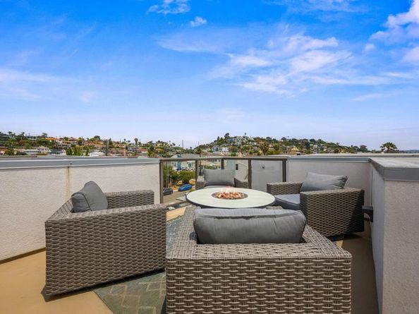 3030 Jarvis St 2, San Diego CA 92106