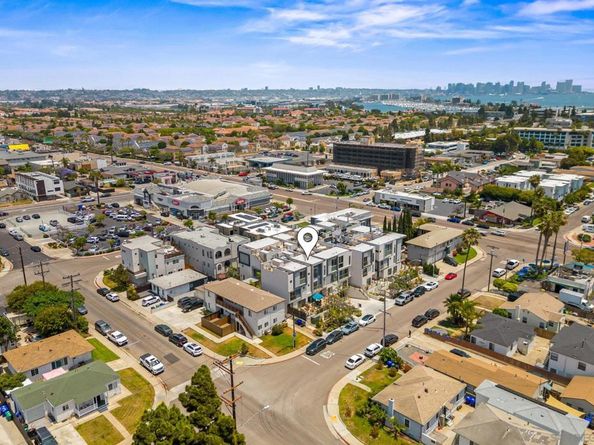 3030 Jarvis St 2, San Diego CA 92106