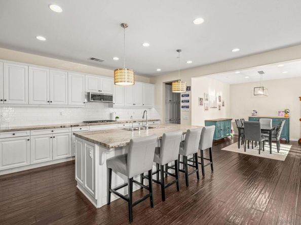 15653 Tanner Ridge Rd, San Diego CA 92127