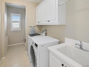 15653 Tanner Ridge Rd, San Diego CA 92127