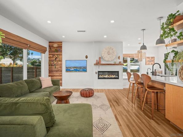 709 N Nevada, Oceanside CA 92054