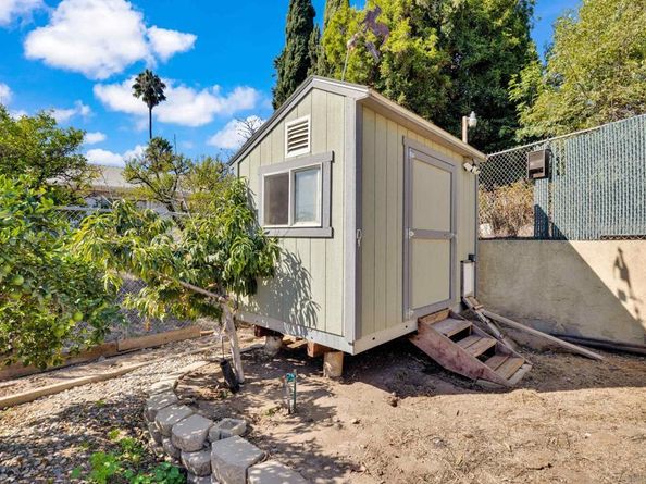 8686 Echo Dr, La Mesa CA 91941