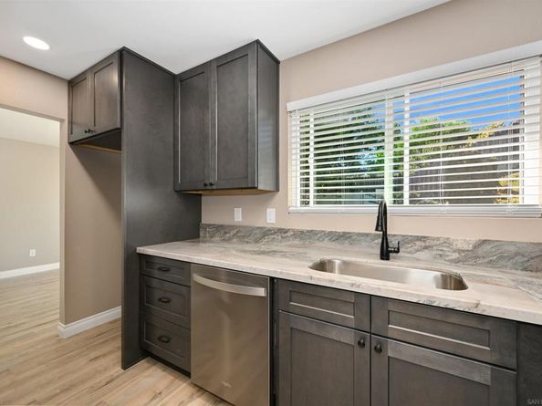 4758 Westridge Dr, Oceanside CA 92056