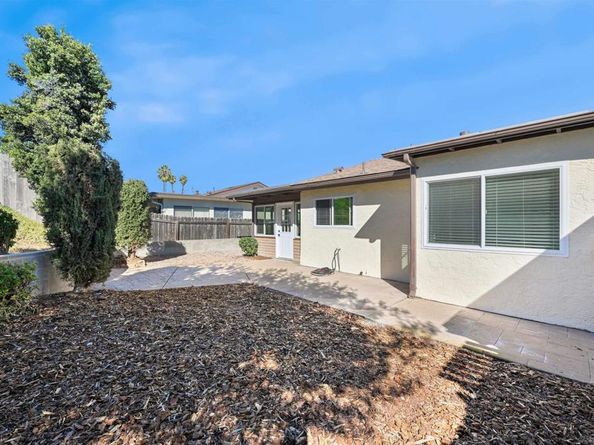 4758 Westridge Dr, Oceanside CA 92056